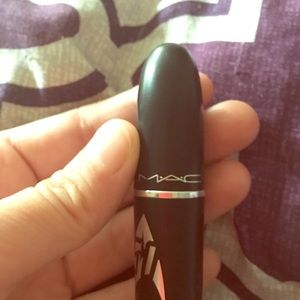 MAC Cosmetics Makeup - MAC Lipstick MAC Cosmetics Makeup - MAC Lipstick